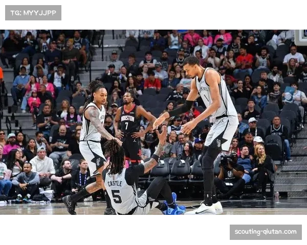 马刺团队篮球理念延续 场均助攻27.1次联盟第四进攻流畅度高